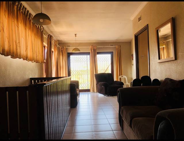 4 BEDROOM FREESTANDING FOR SALE IN MARBURG